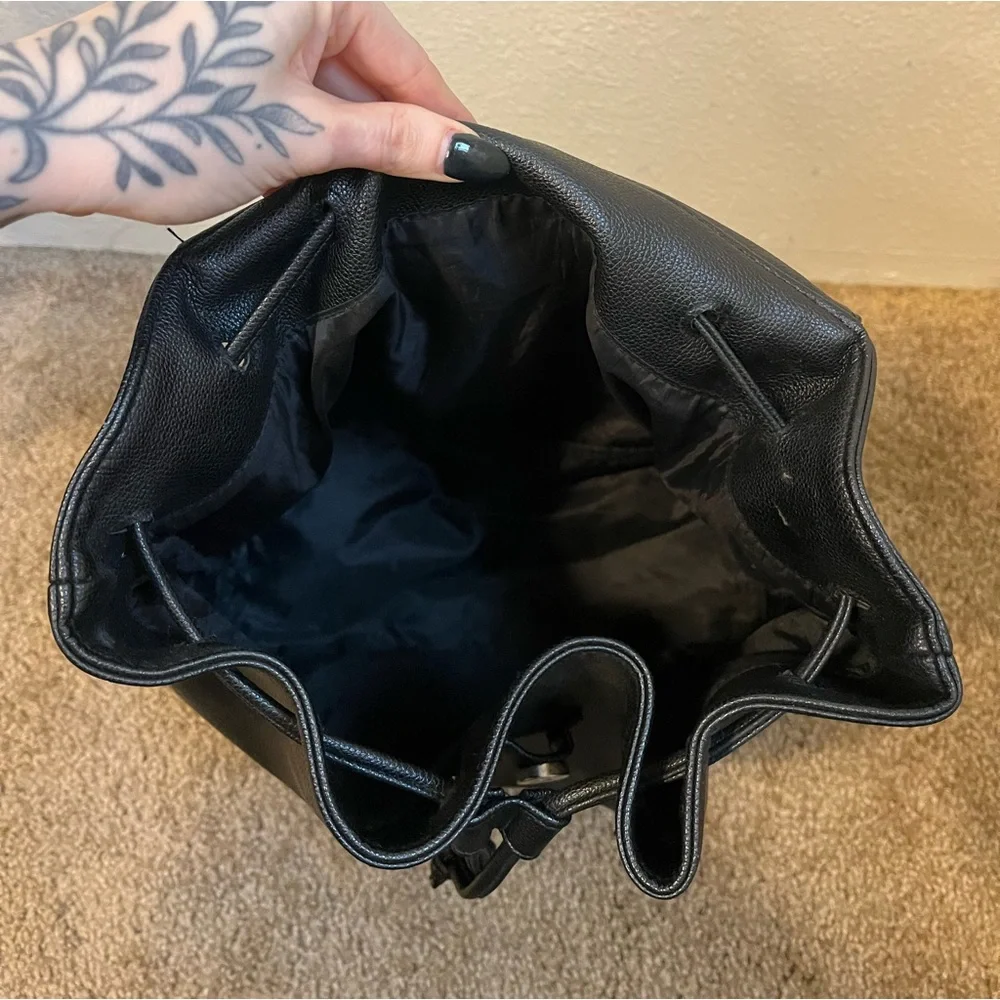 Victoria’s Secret Limited Edition Drawstring Backpack Black Faux Leather 2016
